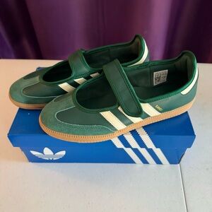 Adidas collegiate Green Mary janes with White Accents